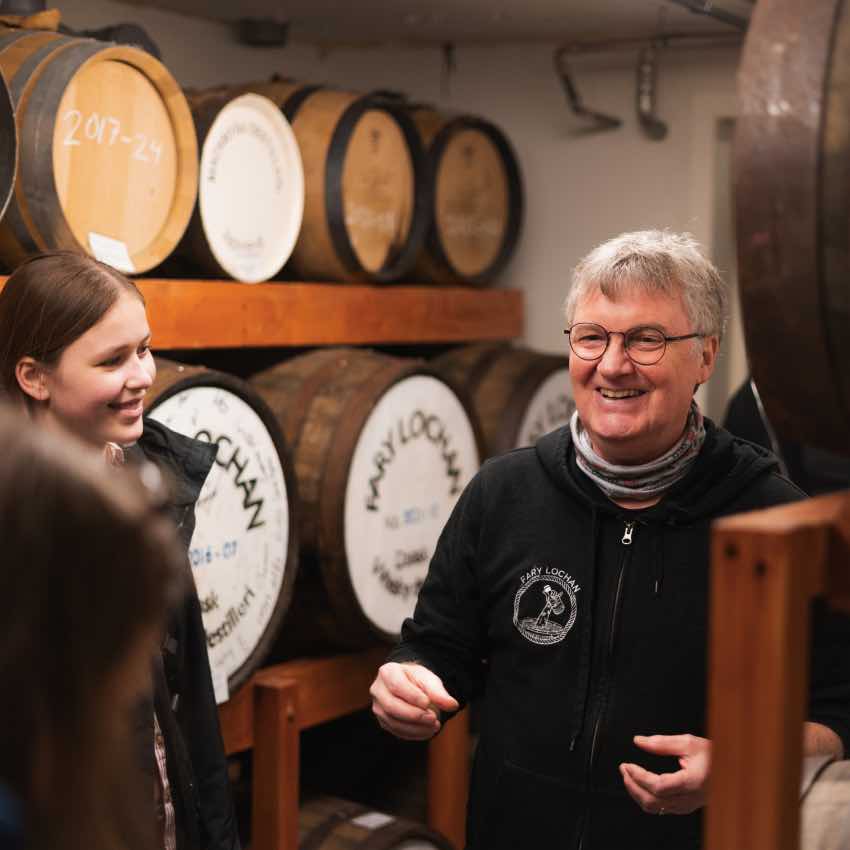 Rundvisning & Whiskysmagning hos Fary Lochan