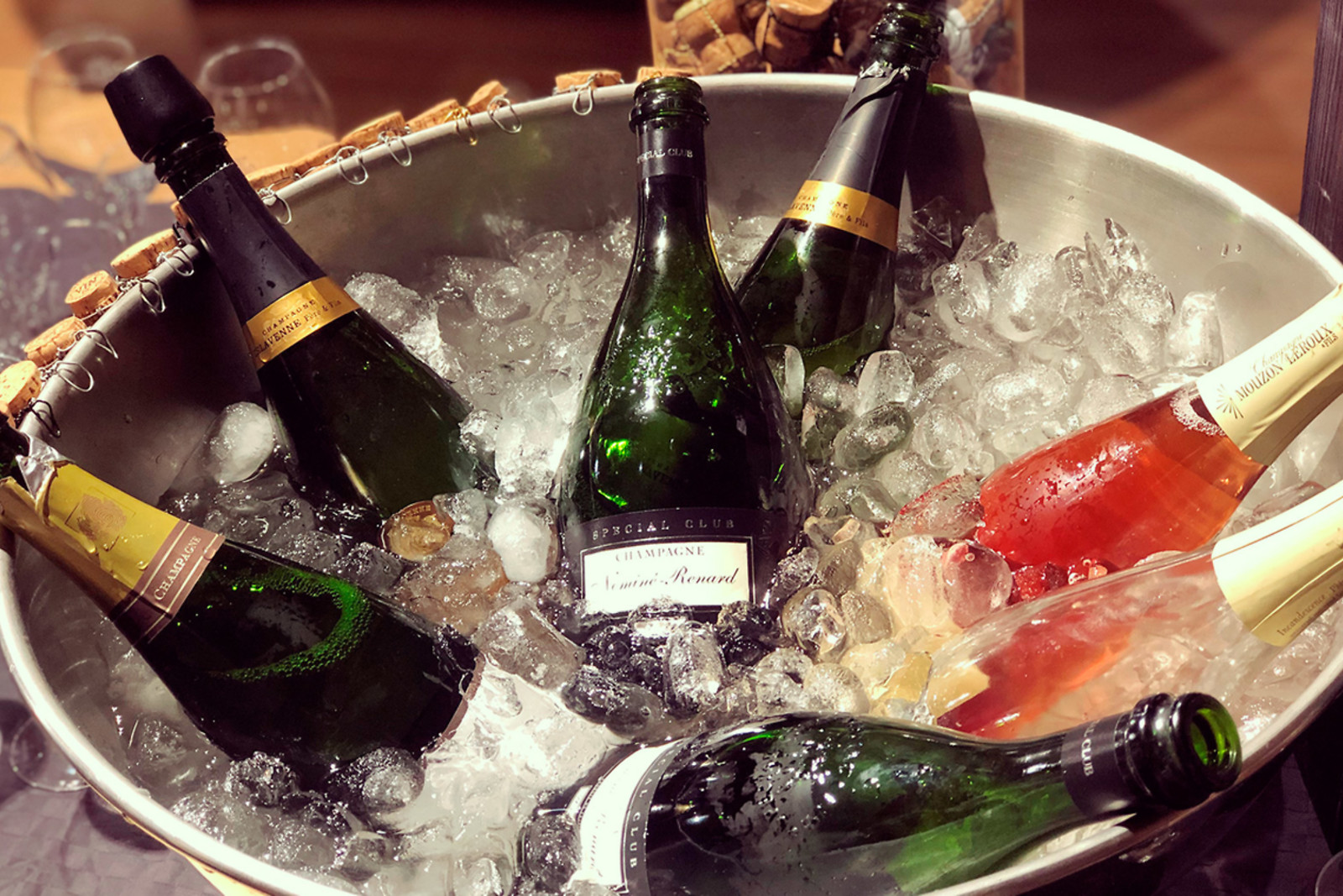 Go Dream CHAMPAGNESMAGNING FOR 1- Oplevelsesgaver GASTRONOMY Go Dream CHAMPAGNESMAGNING FOR 1- Oplevelsesgaver GASTRONOMY